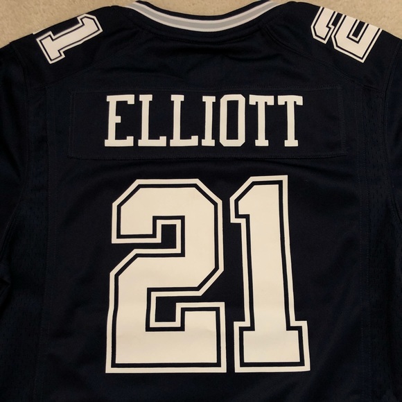 Ezekiel Elliott Jersey!!! - Picture 4 of 4